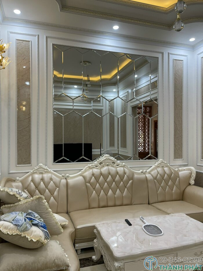 Kính Thủy Trang Trí Quận 10