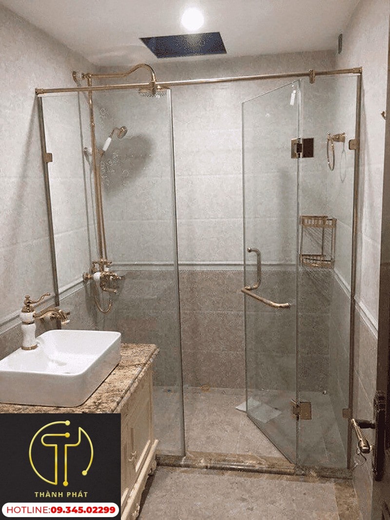 Vách Tắm Kính Giá Rẻ