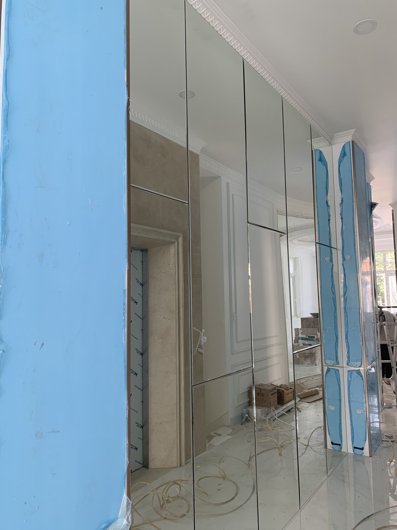 Gương Kính Màu Trắng