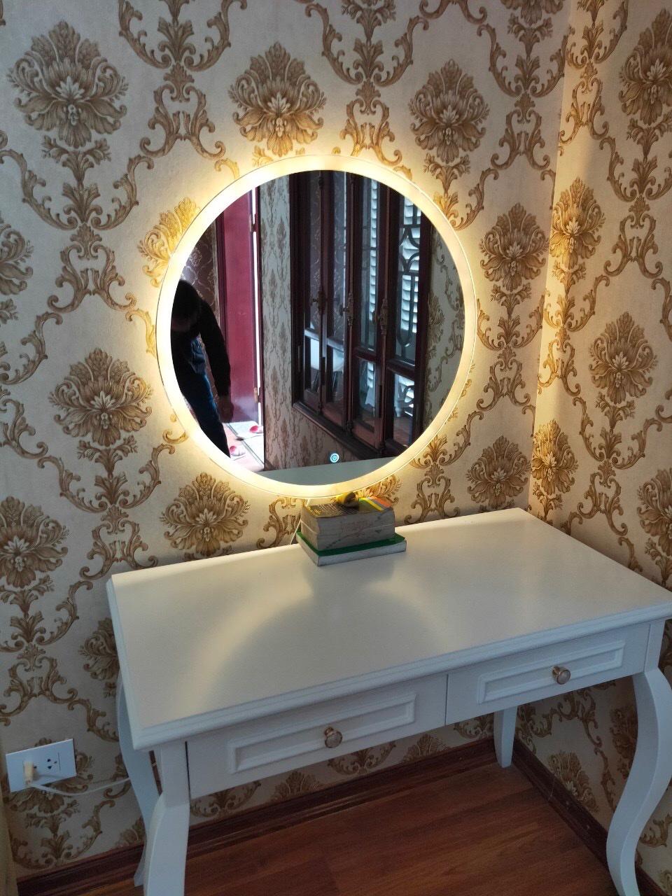 Gương Tròn đèn Led Bàn Trang điểm